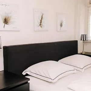 https://appartement-babette.zandvoort-hotels.com