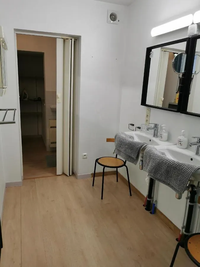 Privatunterkunft Ostend BackPackers Lodge